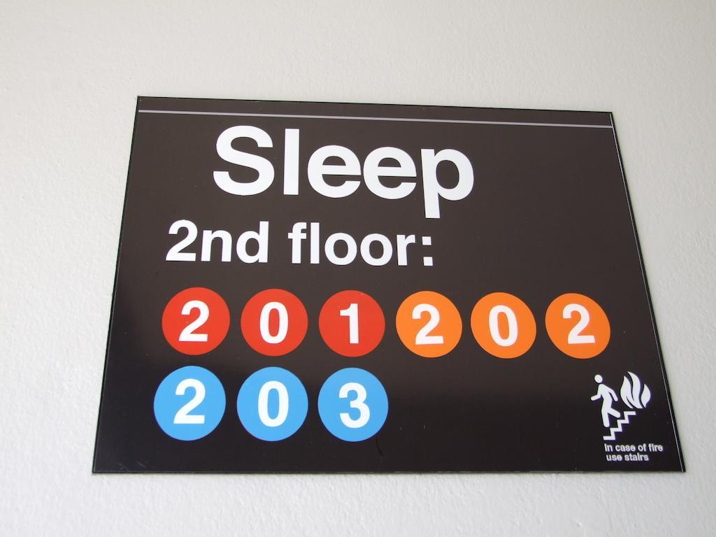 Sleep Guesthouse Chiang Mai Dış mekan fotoğraf
